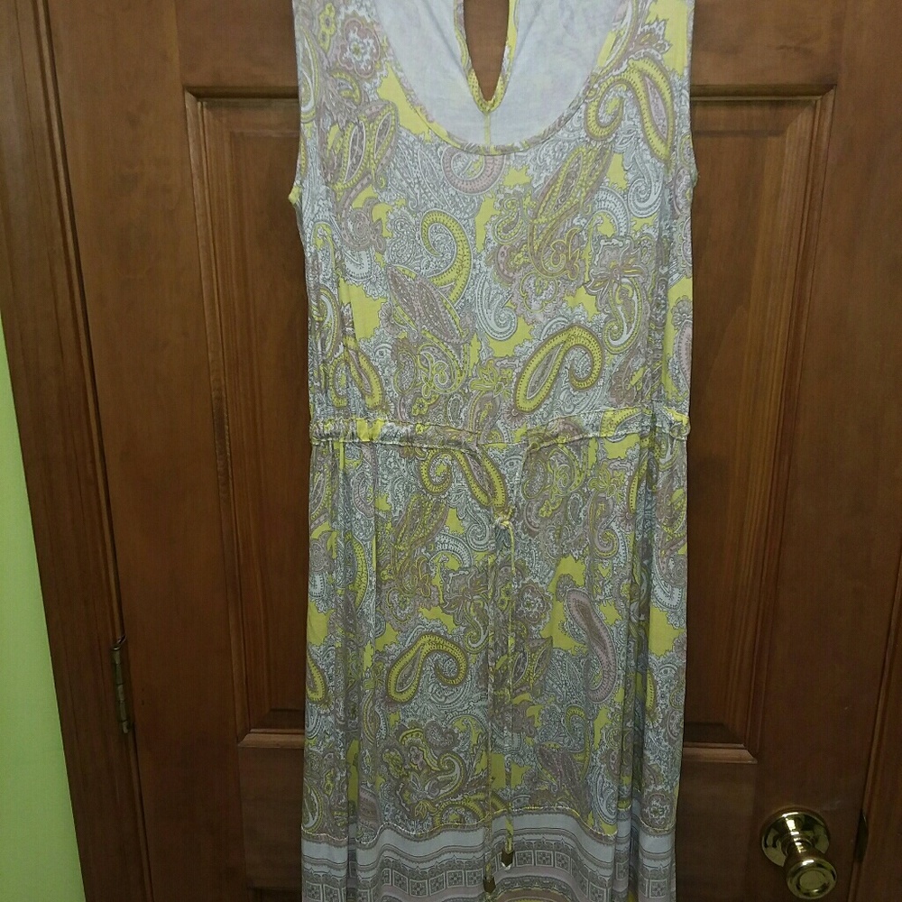 H&M Dress - Picture 3 of 8